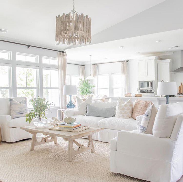 Sofa's & Accent Chairs