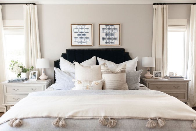 Bed, Night Stands & Dressers