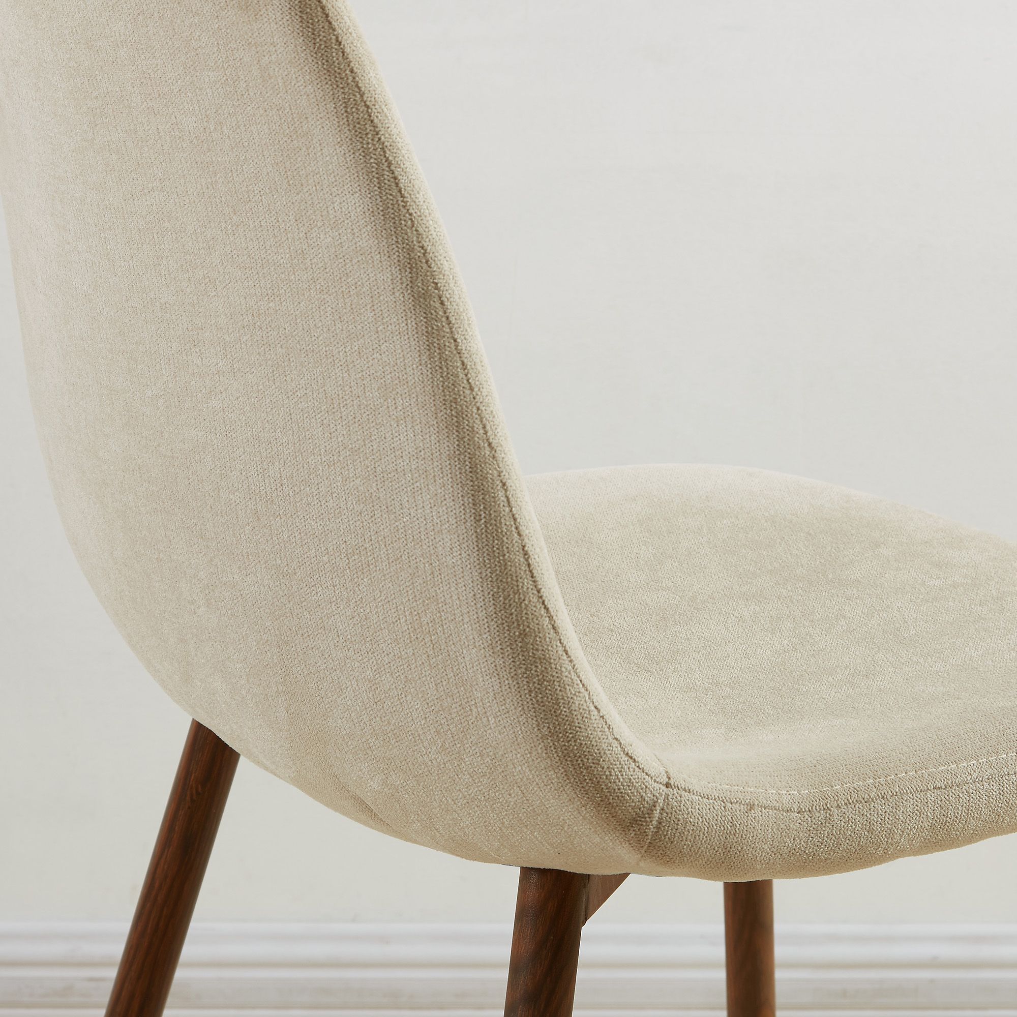 Lyna Chair - Beige 21.75 x 17.50 x 34