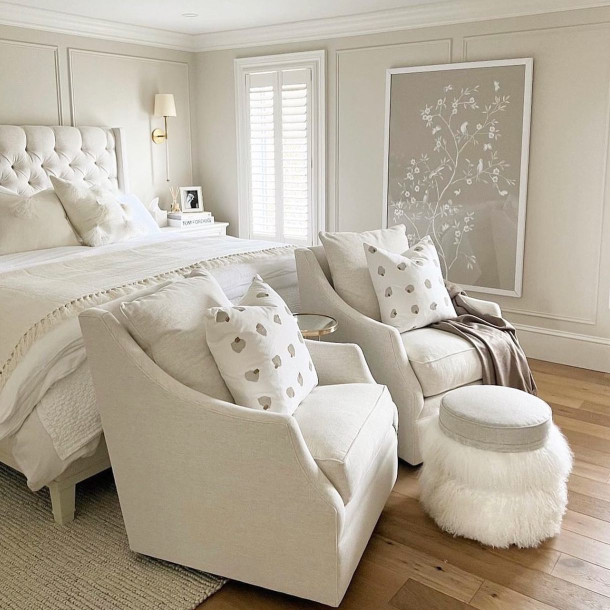 KARA SWIVEL CHAIR  NATURAL L 33" x W 39" x H 38"