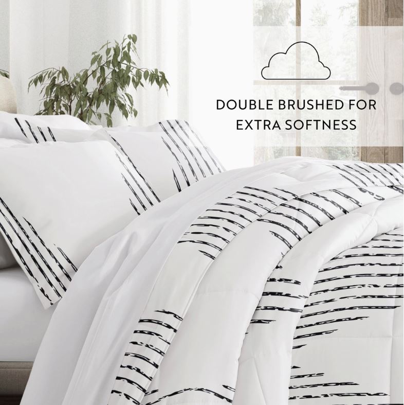 Diamond Stripe Down Alternative Comforter