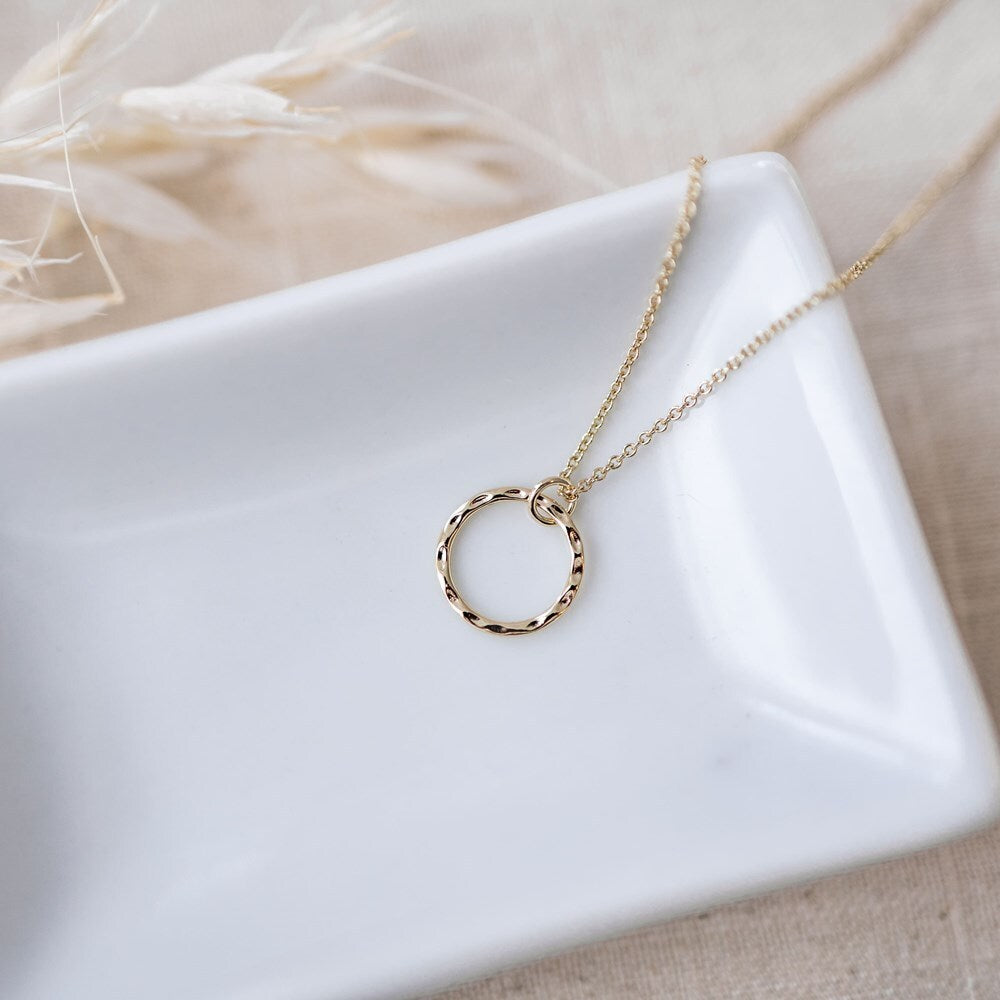 Simple Circle Necklace