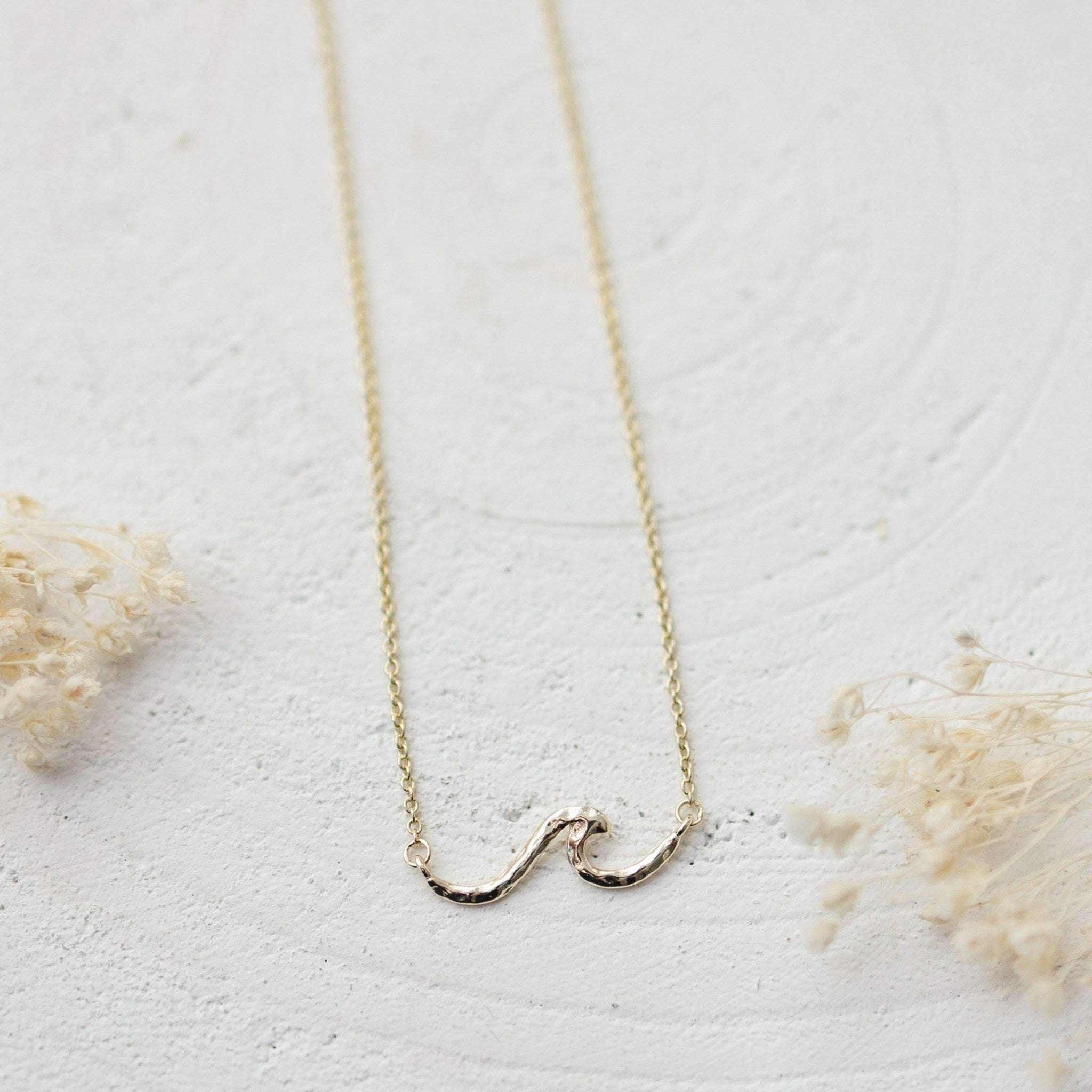 Tiny Wave Necklace