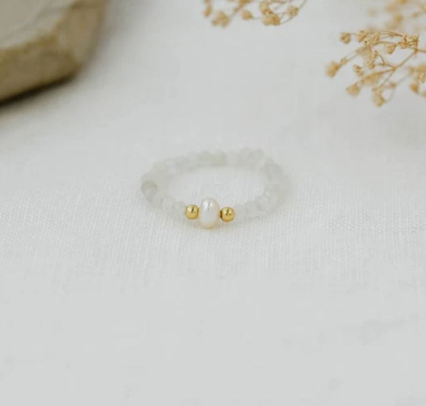 Dainty N Divine Ring