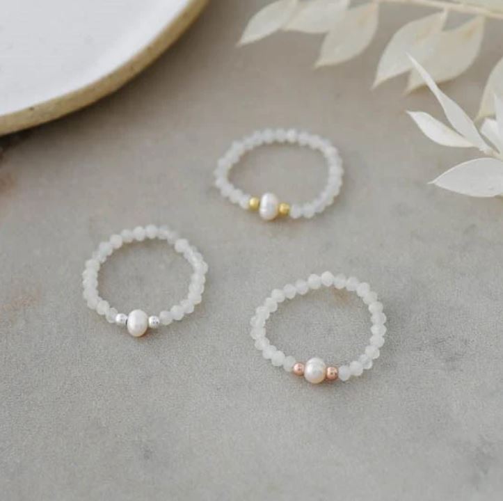 Dainty N Divine Ring